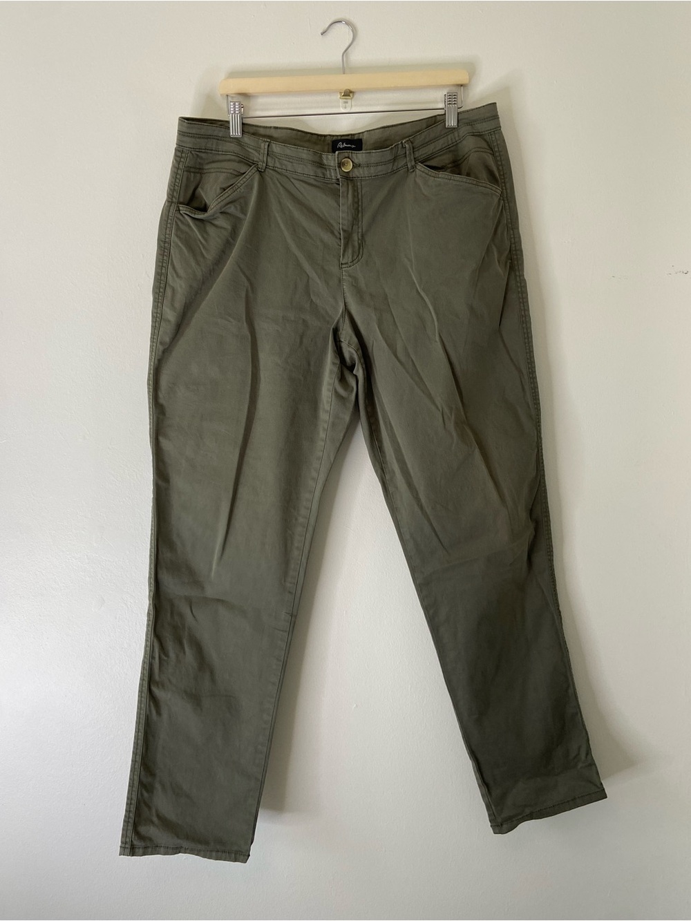 Reitmans Olive Green Chino Pants